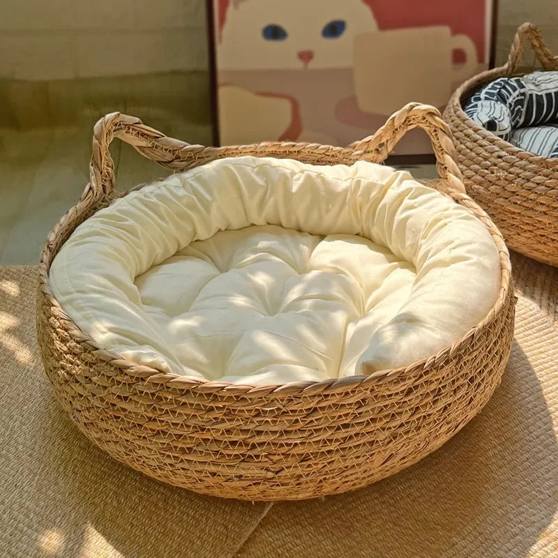Handwoven Vine Cat Nest – Natural Rattan Bed for All Seasons