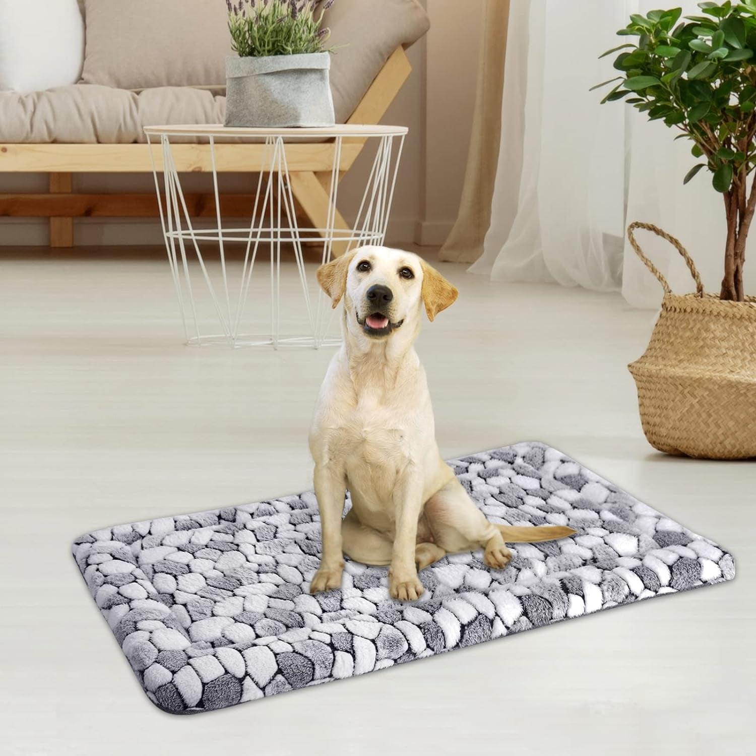 Ultimate Comfort for Your Pet: Reversible Dog Crate Pad Bed Mat - Soft, Stylish, and Machine Washable for Dogs and Cats of All Sizes