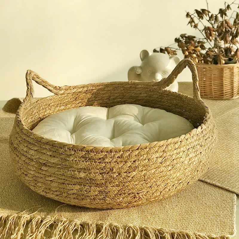 Handwoven Vine Cat Nest – Natural Rattan Bed for All Seasons